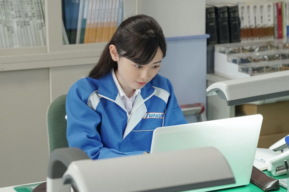 明日の『舞いあがれ！』“舞”福原遥、ブログが好調もぎっくり腰の“笠巻”古舘寛治を心配