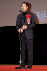 『第77回毎日映画コンクール』表彰式に出席した窪田正孝