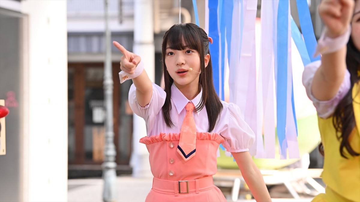 松村沙友理主演『劇場版 推しが武道館いってくれたら死ぬ』、“推し”のために生きる場面写真解禁