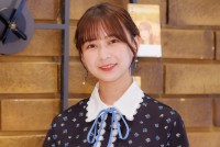 書籍『言葉の海をさまよう』刊行記念囲み取材に出席した乃木坂46・鈴木絢音