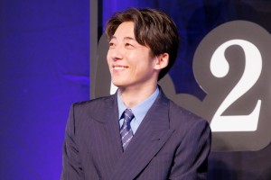 高橋一生、映画『岸辺露伴 ルーヴルへ行く』完成報告イベントに登場