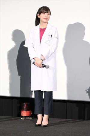 仲里依紗、劇場版『TOKYO MER～走る緊急救命室～』初日舞台挨拶に登場