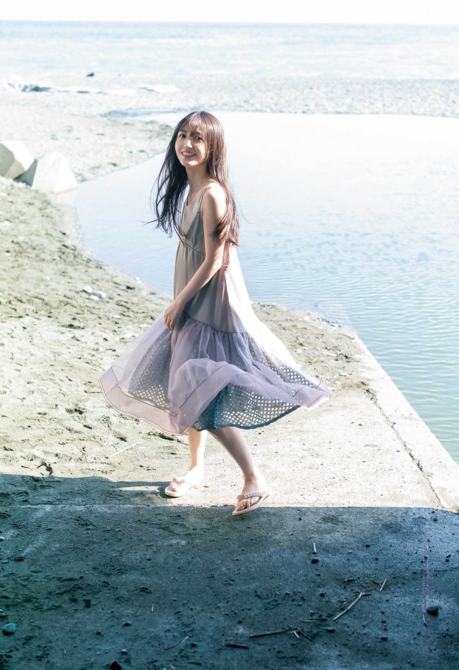 写真）乃木坂46・久保史緒里、清楚なワンピ姿も “彼女らしさ”あふれる