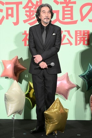 役所広司、映画『銀河鉄道の父』初日舞台挨拶に登場