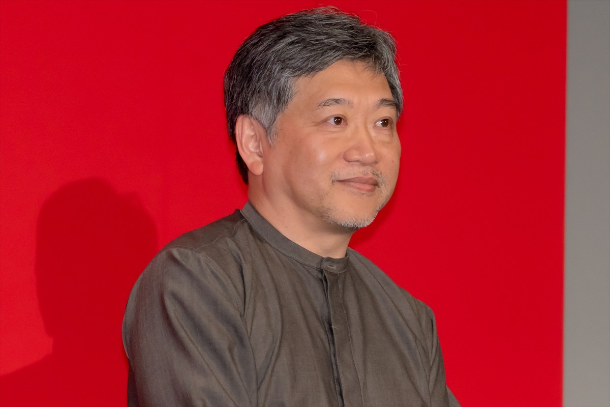 是枝裕和監督、坂本龍一さんに感謝「ご一緒できたのは自分にとって誇り」