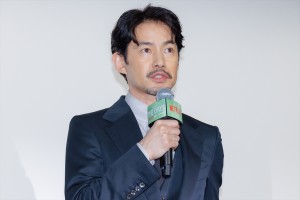 竹野内豊、Netflixシリーズ『THE DAYS』ワールドプレミアに登場
