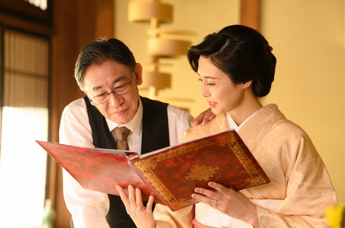 『王様に捧ぐ薬指』第3話　“綾華”橋本環奈＆“東郷”山田涼介、新婚旅行へ