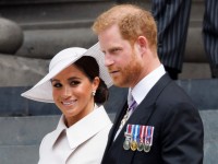 ヘンリー王子&メーガン妃、パパラッチに追われてカーチェイス状態に