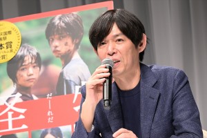 坂元裕二、映画『怪物』凱旋記者会見に登場