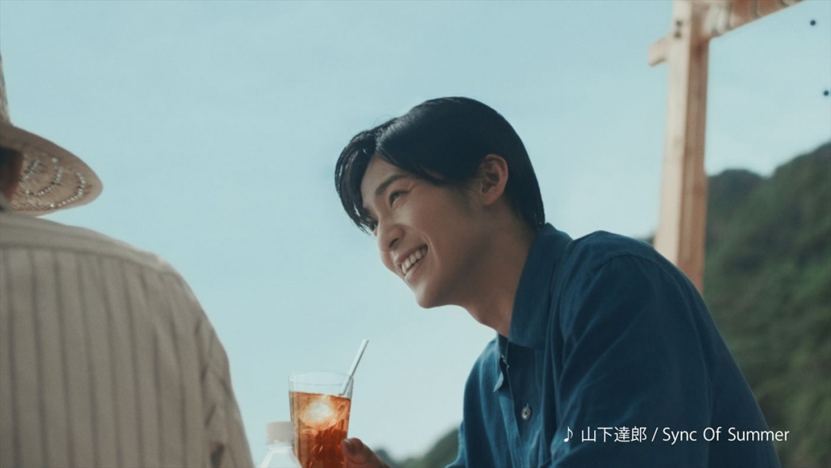 Snow Man・目黒蓮、中条あやみ『午後の紅茶』新CM出演＆コメント到着　CM曲は山下達郎の書き下ろし