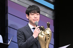 麒麟・川島明、『M-1グランプリ2023』開催会見に登場