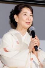 吉永小百合、映画『こんにちは、母さん』完成披露試写会に登場