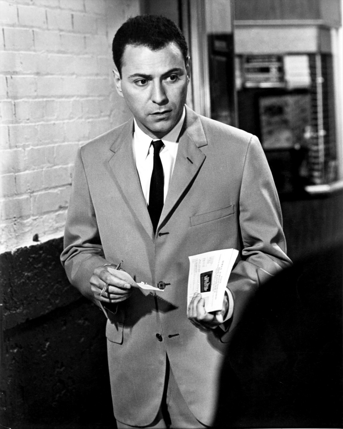 オスカー俳優アラン・アーキンさん死去、89歳　マイケル・ダグラス＆アビゲイル・ブレスリンが追悼