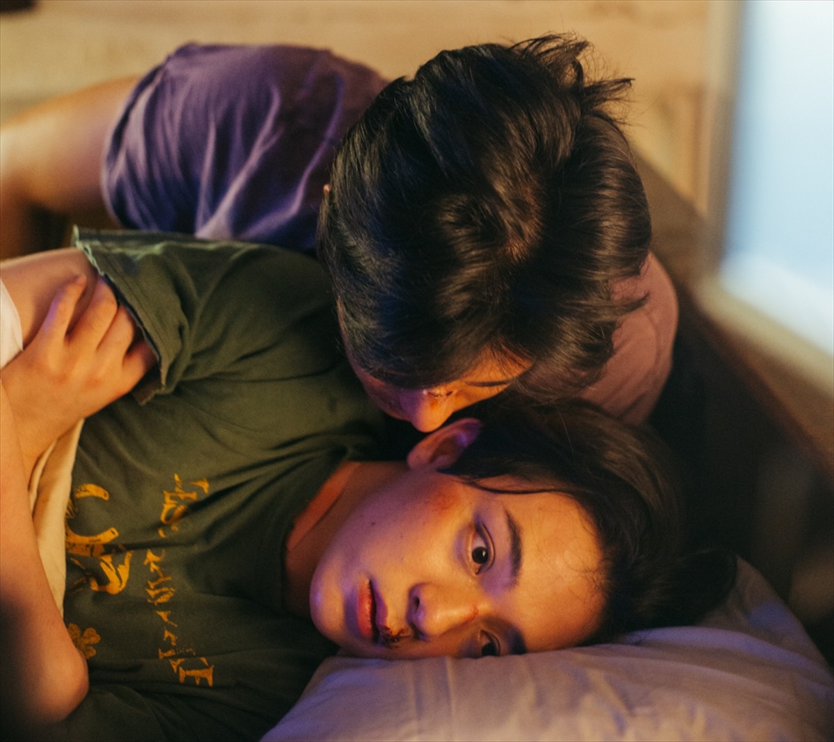 タイBLドラマのスター集結！　映画『卒業』ドキドキシーン満載の場面写真公開