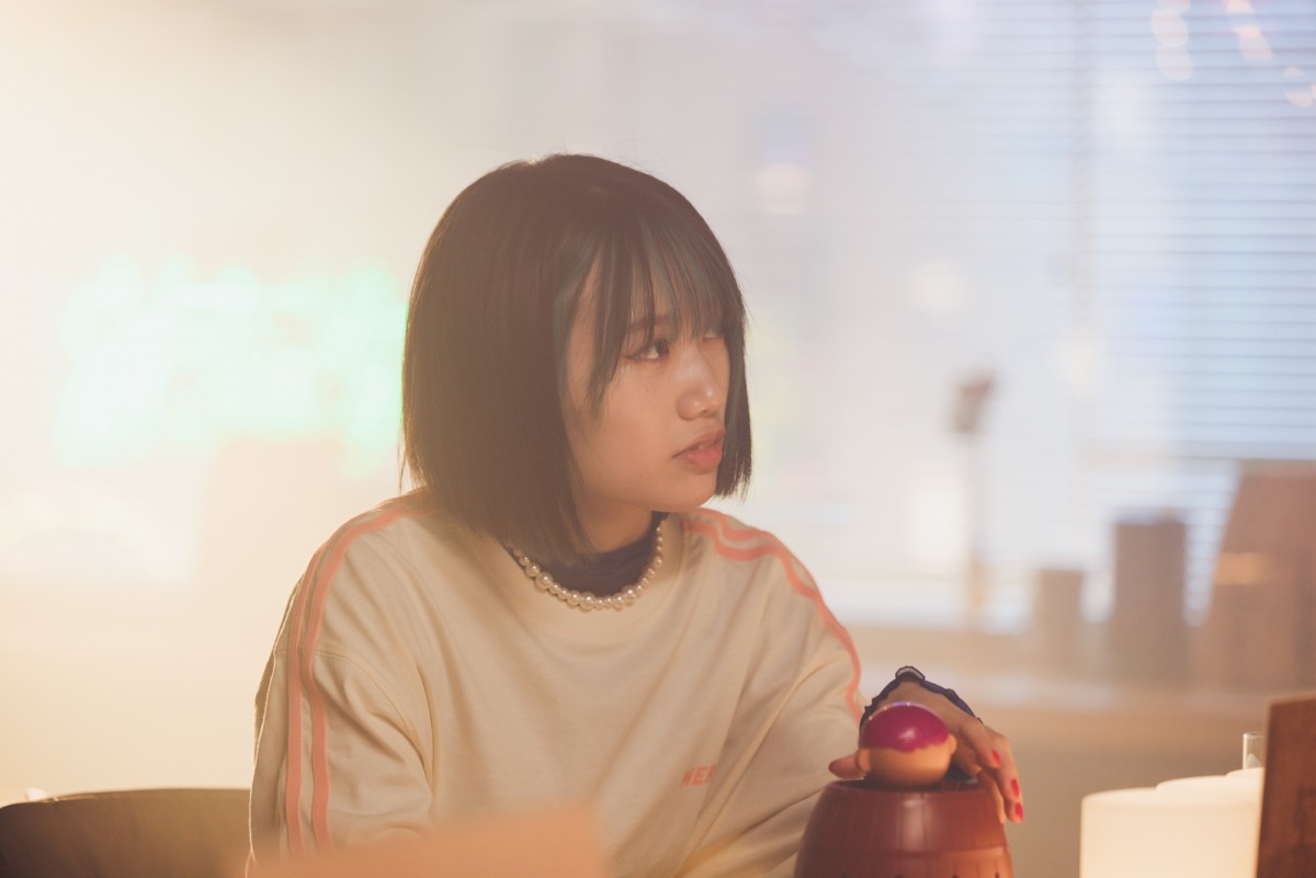 『こっち向いてよ向井くん』第2話　“向井くん”赤楚衛二、“アン”久間田琳加から突然キスをされる