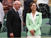 キャサリン妃、ミントグリーンのジャケットでウィンブルドンに