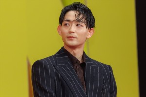 竜星涼、映画『Gメン』完成披露舞台挨拶に登場