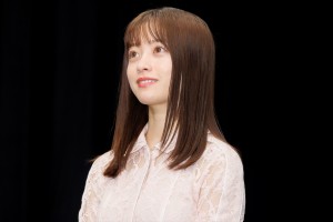 橋本環奈、映画『春に散る』公開直前イベントに登場