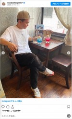 ヴィンテージTシャツを「引くほど買った」という山内健司　※「山内健司」インスタグラム