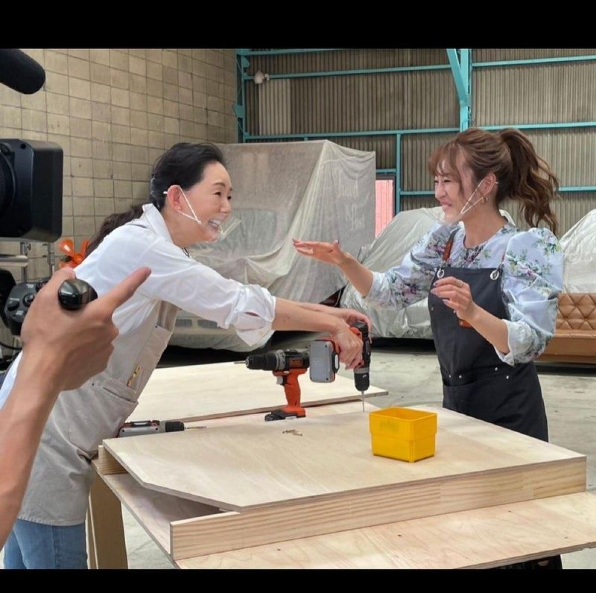 新山千春「大好きな先輩」との2ショット公開