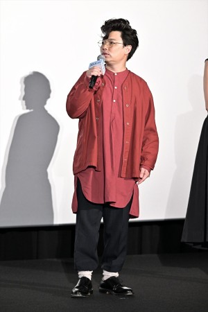 浜野謙太、映画『アナログ』完成披露イベントに登場