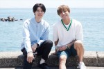 ドラマ『真夏のシンデレラ』×SpotifyコラボCMに出演する（左から）萩原利久、白濱亜嵐