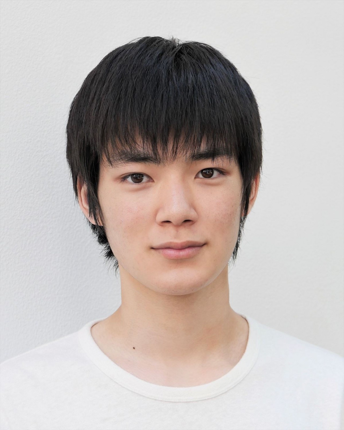 稲垣吾郎主演舞台『多重露光』、注目の若手・杉田雷麟＆小澤竜心の出演決定　バックステージツアーも発表