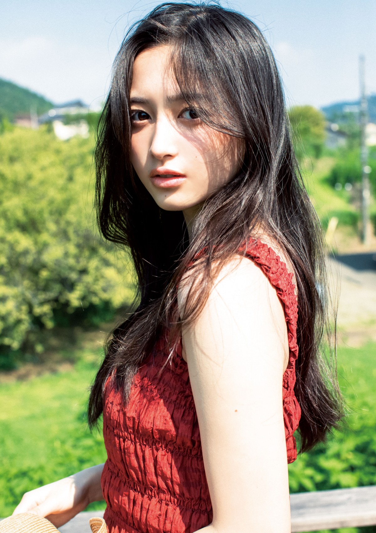 乃木坂46・井上和、18歳にして圧倒的ビジュアル　ため息出るほどのグラビア