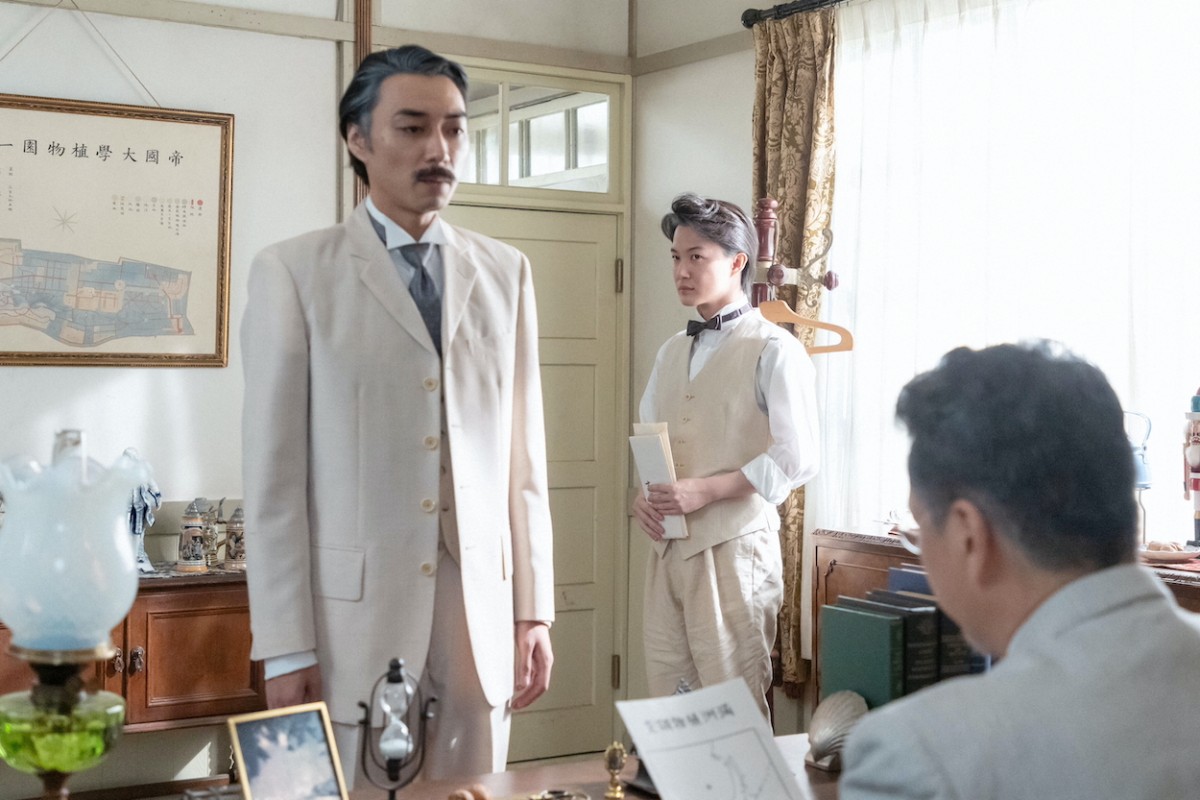 明日の『らんまん』“万太郎”神木隆之介、“徳永”田中哲司に熊楠から手紙を受け取ったと告げる