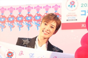 宝塚歌劇団月組・風間柚乃、 「2025 大阪・関西万博」×宝塚歌劇団コラボレーション商品発売記念イベントに登場