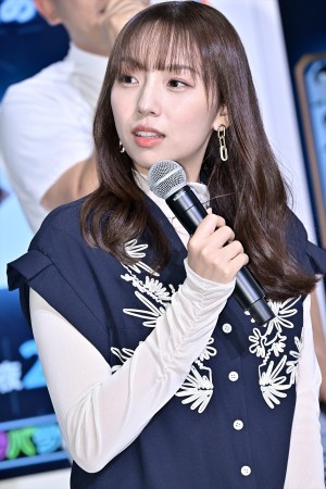 新内眞衣、『バラバラ大作戦』10月新番組発表 記者会見に登場