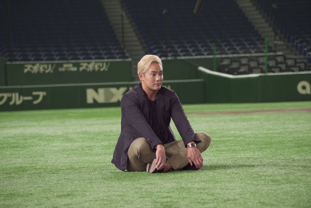 福山雅治「大きな驚きであり大きな喜び」　映画『アントニオ猪木をさがして』本編ナレーション＆主題歌担当　本予告も解禁