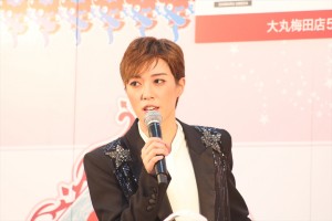 宝塚歌劇団月組・風間柚乃、 「2025 大阪・関西万博」×宝塚歌劇団コラボレーション商品発売記念イベントに登場