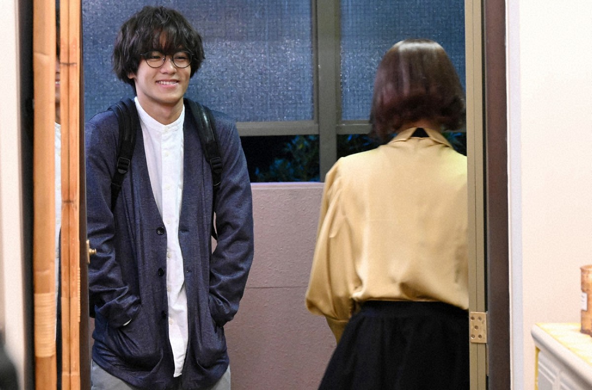 木南晴夏が“地味OL”×“超セクシーベリーダンサー”の顔持つ主人公に　『セクシー田中さん』今夜スタート　