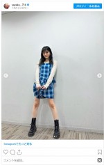 黒髪もやっぱり似合う！　※「山本彩」インスタグラム