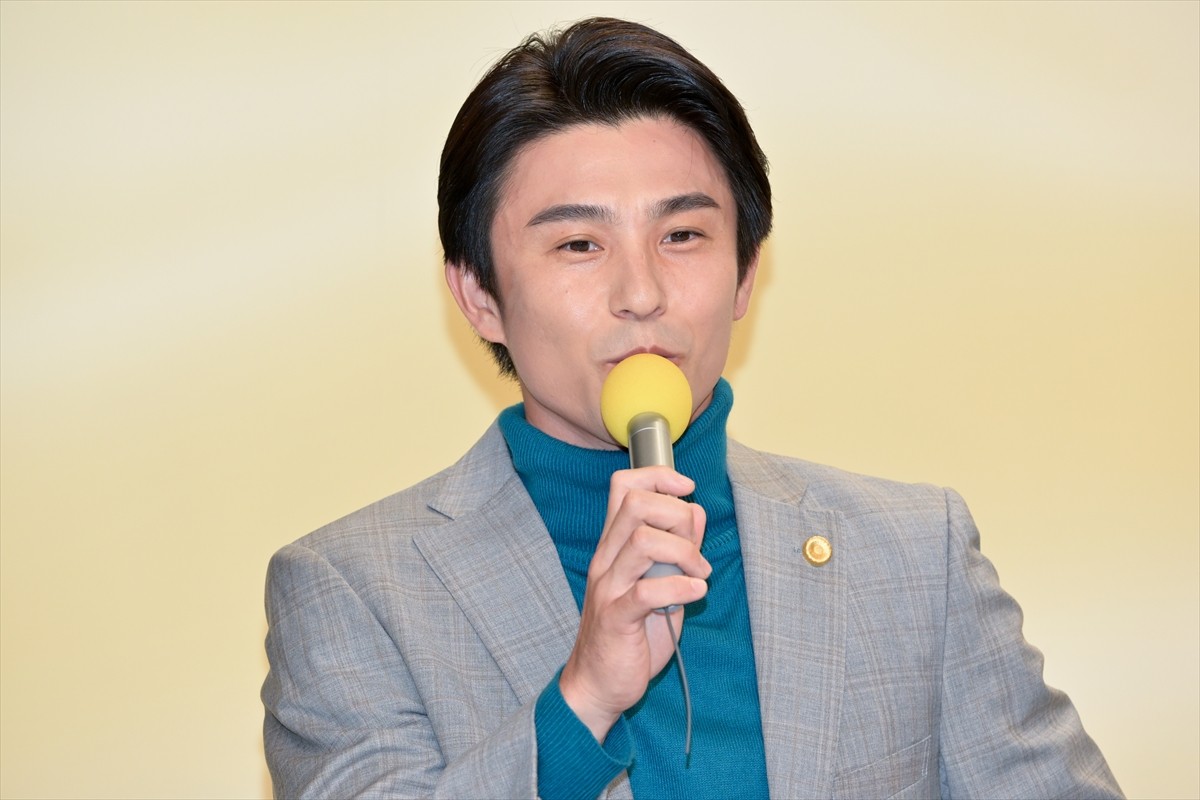 篠原涼子、俳優業で心掛けるのは「初心」　山崎育三郎に驚いた出来事も語る