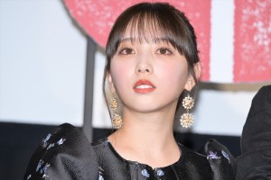 乃木坂46・与田祐希、映画『OUT』完成披露試写会に登場