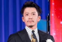 小栗旬、『東京ドラマアウォード2023』授賞式に登場