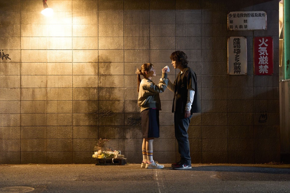 『OUT』倉悠貴×与田祐希が紡ぐ“爽やかな胸キュン？”シーンの場面写真が公開