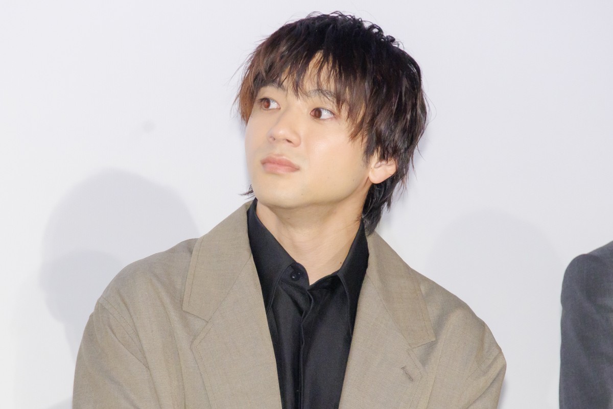 神木隆之介、スタジオでの大型バイク運転に苦戦「なるべく俺の前に出てこないで」