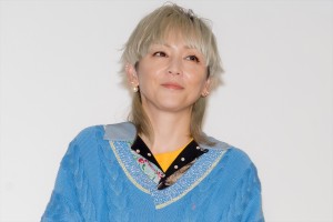 PUFFY・吉村由美、『劇場版 シルバニアファミリー フレアからのおくりもの』完成披露舞台挨拶に登場