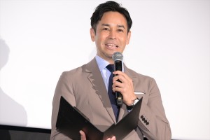 ラルフ鈴木アナウンサー、映画『MY (K)NIGHT マイ・ナイト』公開前夜祭舞台挨拶に登場