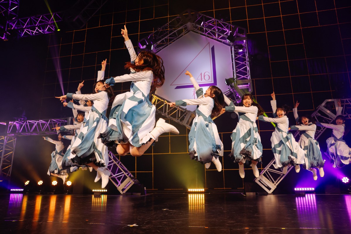 櫻坂46・三期生、欅坂46楽曲「語るなら未来を…」サプライズ披露　「新参者」全10公演完走