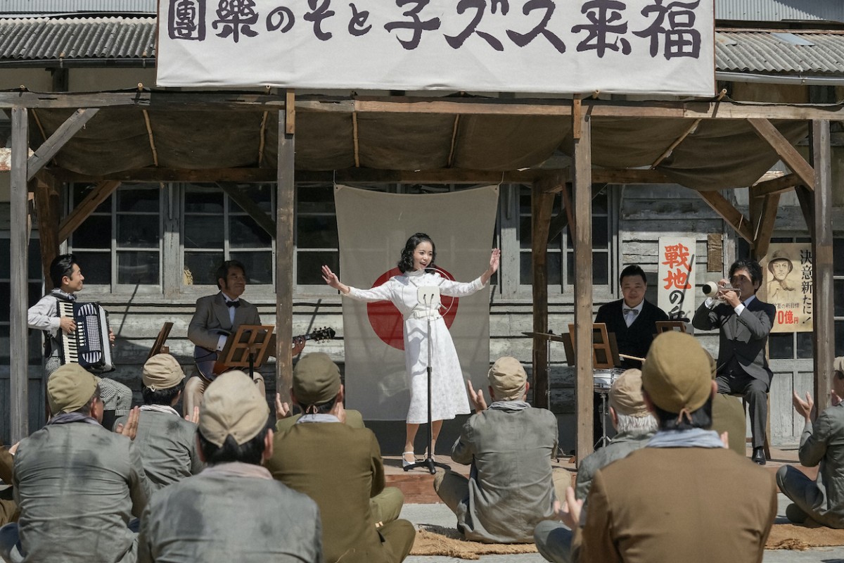 明日の『ブギウギ』“スズ子”趣里、日本各地の慰問公演と“愛助”水上恒司の看病で忙しい日々を送る