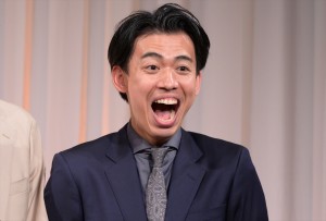 カベポスター、「M-1グランプリ2023」決勝進出者発表会見に登場