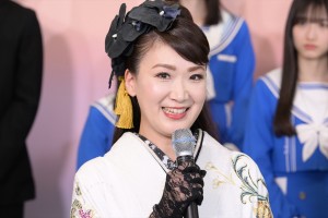 市川由紀乃、『第65回　輝く！日本レコード大賞』表彰式・記者会見に登場