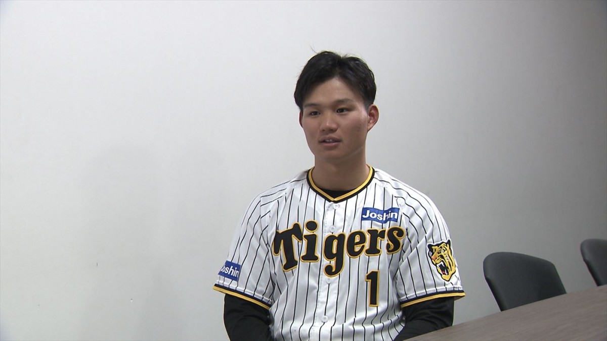 『栄光のARE』新人王＆MVPの村上頌樹投手ら阪神タイガースの選手が続々出演！　先着入場者特典は岡田語録トレカ