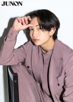 「JUNON」2月号・連載「BREAK JUNONBOY 2023」より綱啓永