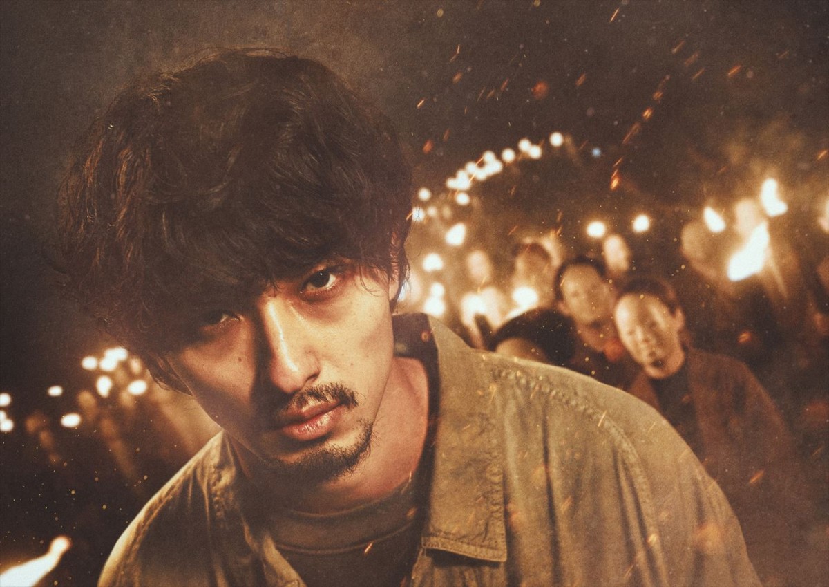 横浜流星主演×藤井道人監督『ヴィレッジ』場面写真解禁　4.21公開へ