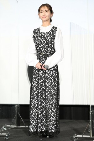 中村ゆり、映画『嘘八百　なにわ夢の陣』公開記念舞台あいさつに登場